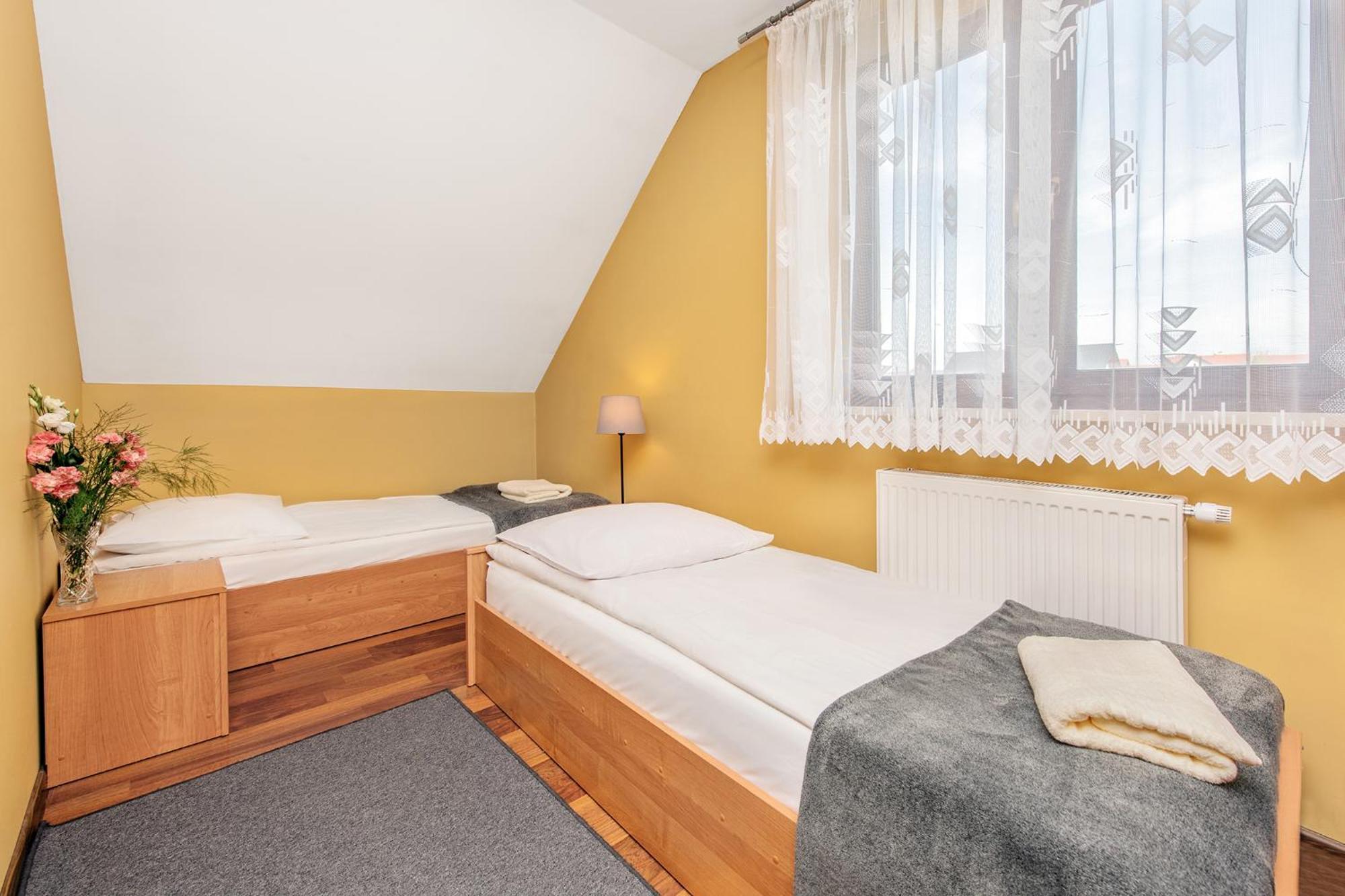 Rysiowka Pokoje Goscinne Modlniczka Luaran gambar